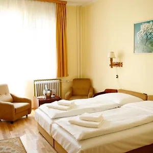 2* Hotell Bara Junior
